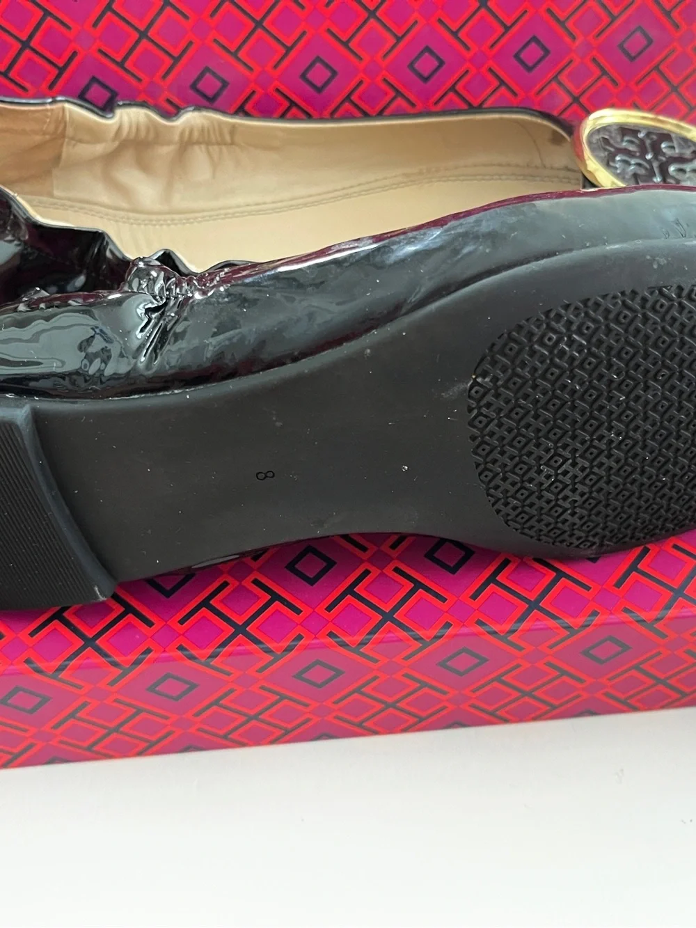NICE Tory Burch Black Patent Leather Logo Ballet Flats Twiggie soft Womens Sz 8